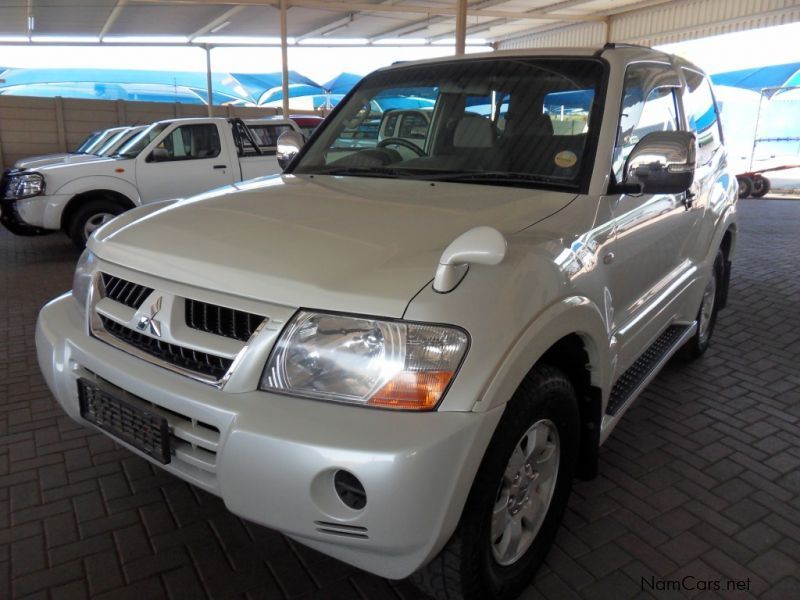 Mitsubishi Pajero 3.0 V6 SWB in Namibia