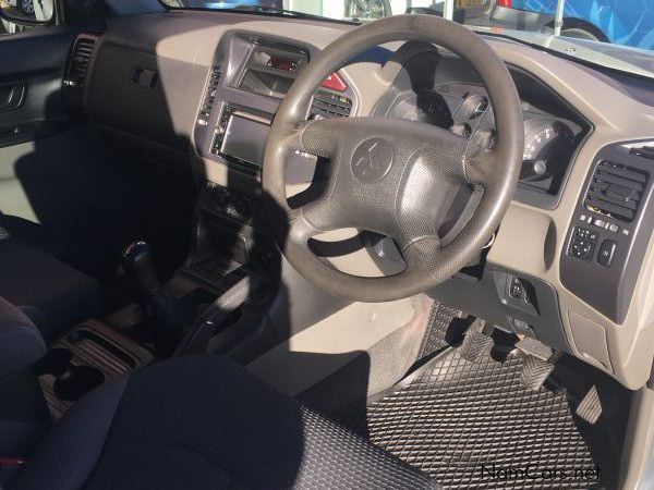 Mitsubishi Pajero 3.8 V6 in Namibia