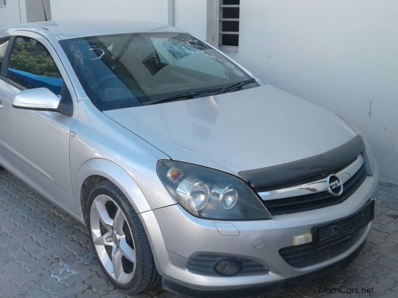 Opel 2.0 GTC in Namibia