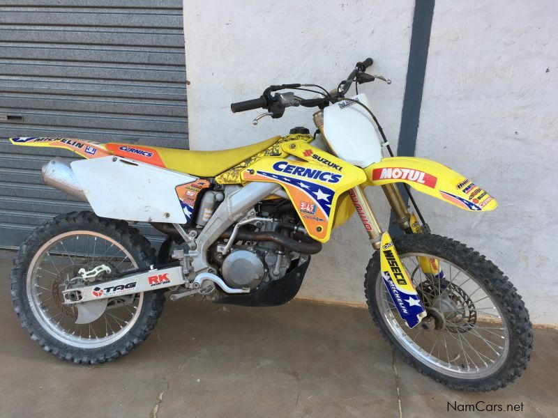 Suzuki RMZ 450 in Namibia