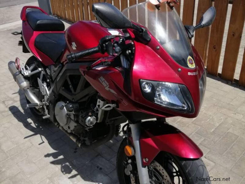 Suzuki SV 650s in Namibia