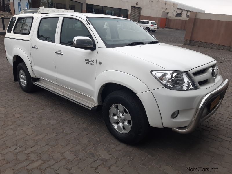 Toyota Hilux 4.0 V6 4x4 Raider in Namibia