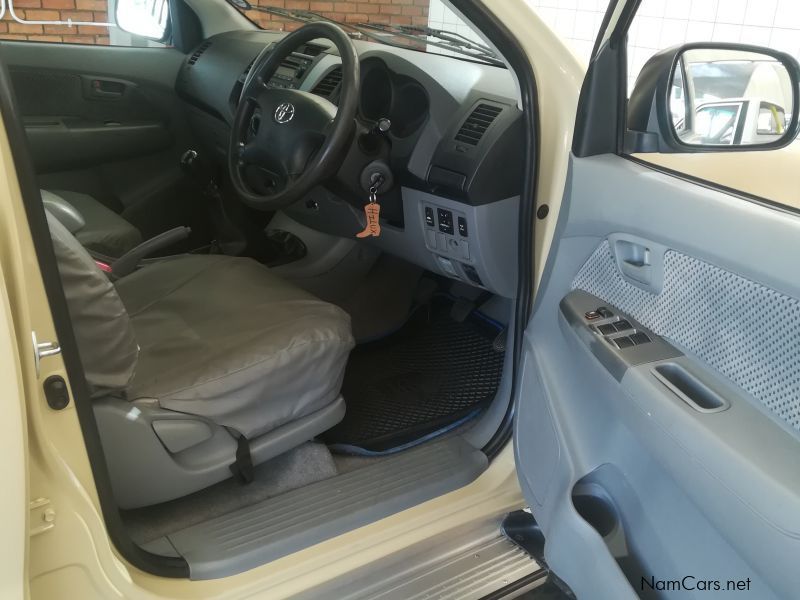Toyota Hilux Raider 4.0 V6 in Namibia