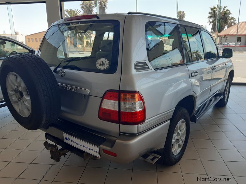 Toyota Land Cruiser 100 4.2 TDi VX in Namibia