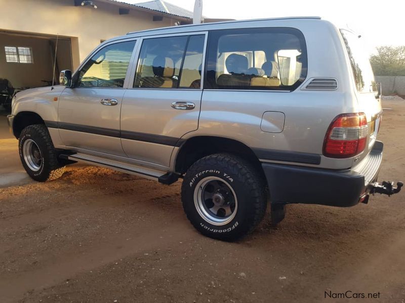 Toyota Land Cruiser 105 GX 4.2 Diesel in Namibia