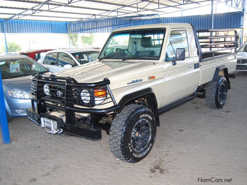 Used Toyota Landcruiser 4.5 EFi 2006
