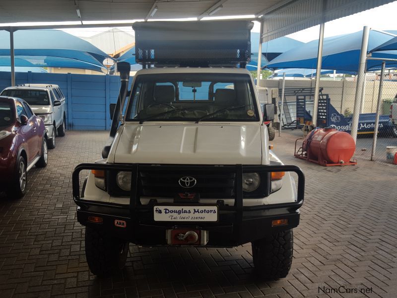 Toyota Landcruiser 4.5 Petrol Single Cab in Namibia