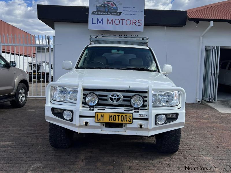 Toyota Landcruiser 4.7 V8 VX A/T in Namibia