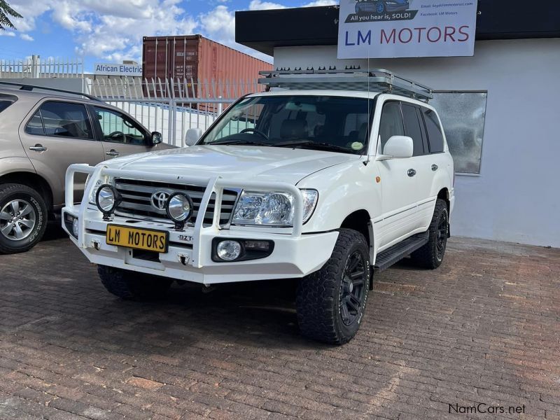 Toyota Landcruiser 4.7 V8 VX A/T in Namibia