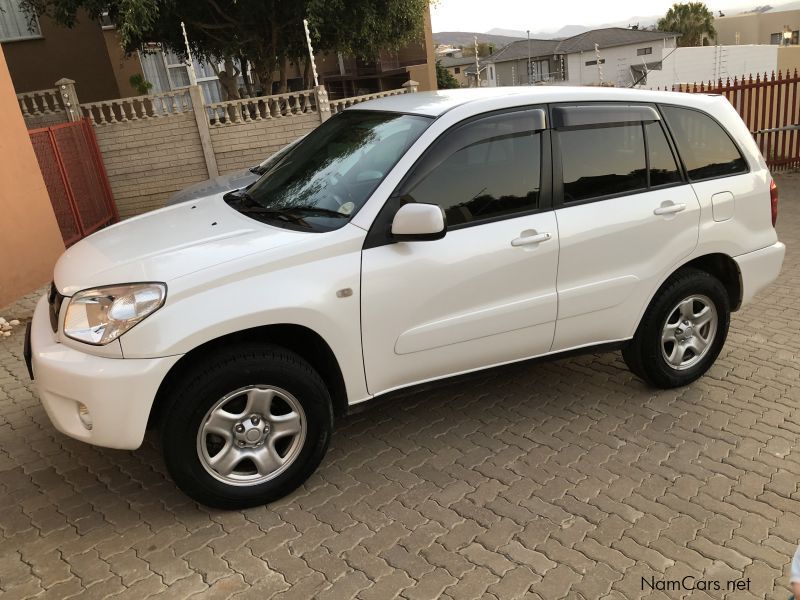 Toyota Rav 4, 2liter, petrol in Namibia