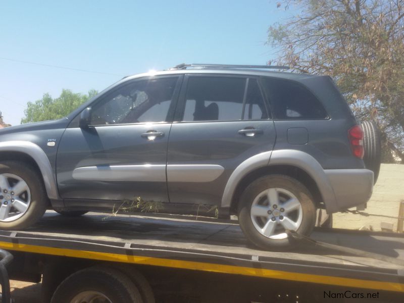 Toyota Rav4 - accident damaged in Namibia