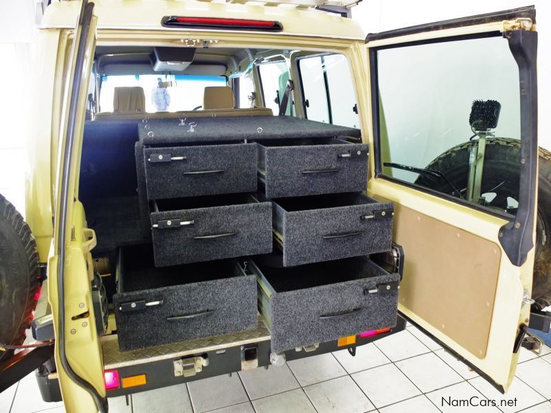 Toyota land cruiser RV/DiTurbo/EFi in Namibia