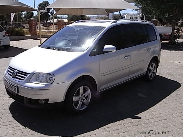 Volkswagen touran 2.0 FSI  Family Car in Namibia