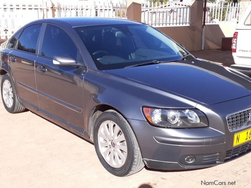 Volvo S40 2.4i in Namibia