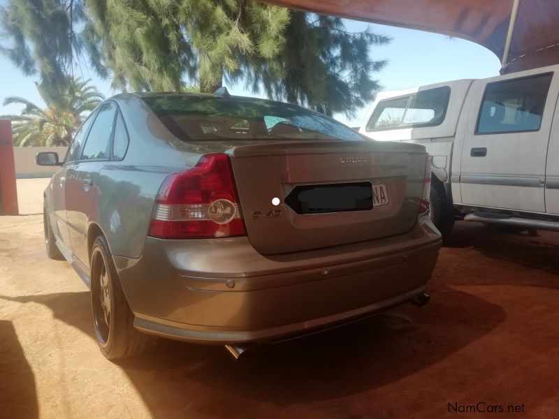 Volvo S40 T5 2.5 in Namibia