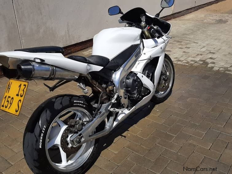 Yamaha R1 in Namibia