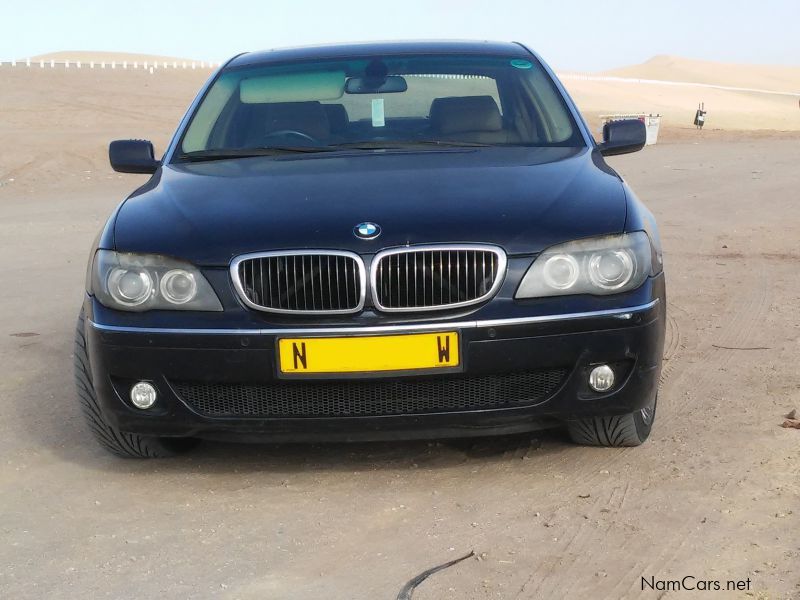 BMW 750 Li in Namibia