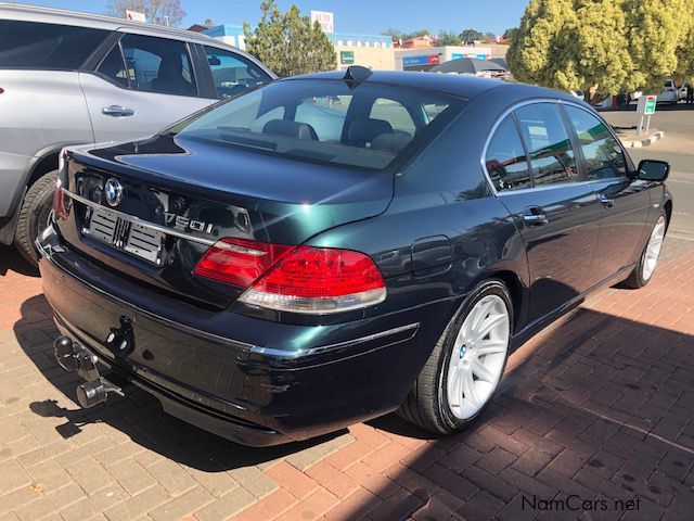 BMW 750i in Namibia