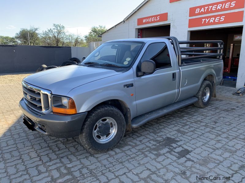 Ford F250 XL in Namibia