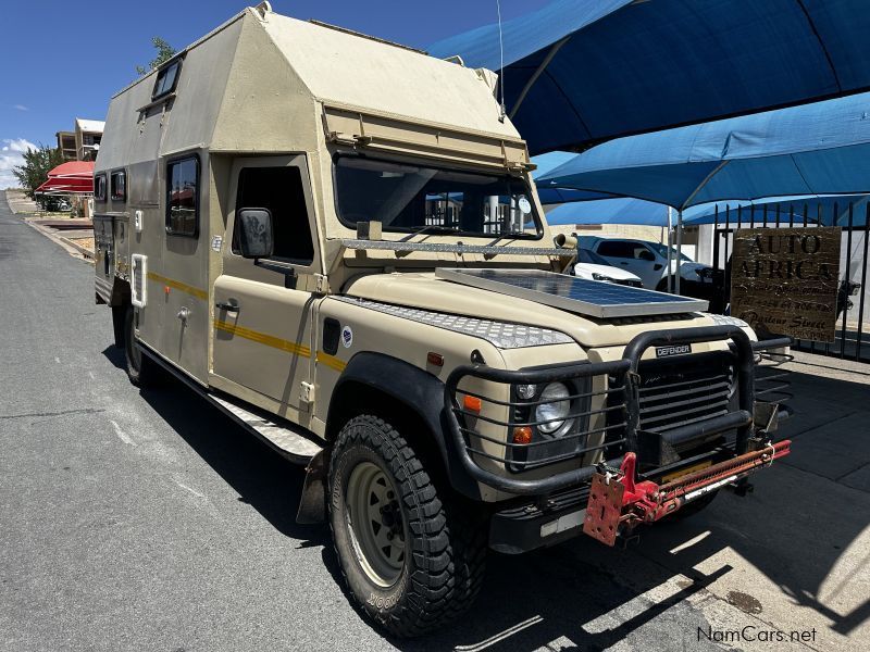 Land Rover Defender 2.5 TDi in Namibia