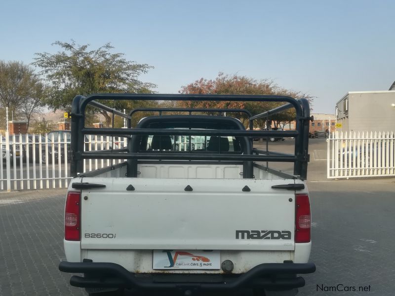 Mazda Drifter B2600 4x4 in Namibia