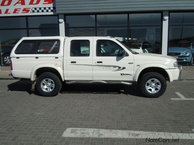Mazda MAZDA B2600 D/C 4X4 in Namibia