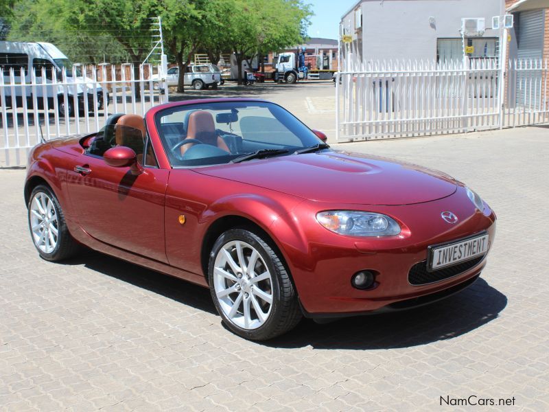 Mazda MX-5 2.0I ROADSTER COUPE in Namibia