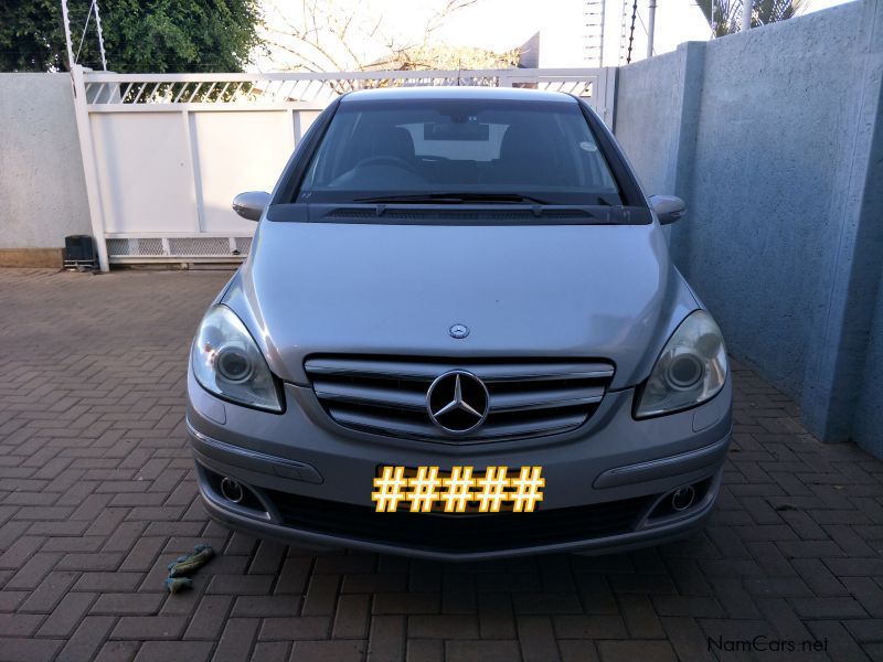 Mercedes-Benz B 170 in Namibia