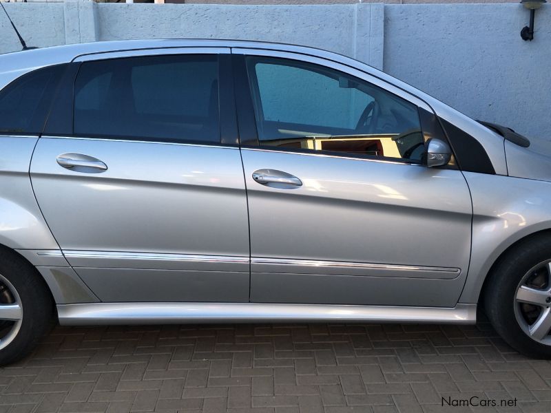 Mercedes-Benz B 170 in Namibia