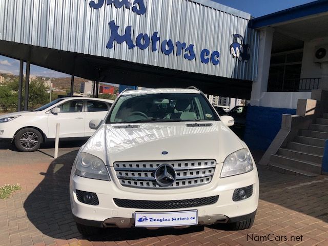 Mercedes-Benz ML 320 CDI V6 T/diesel in Namibia