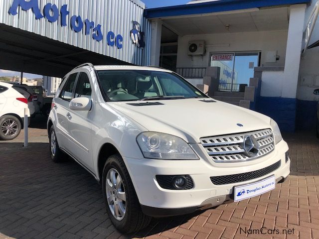 Mercedes-Benz ML 320 CDI V6 T/diesel in Namibia