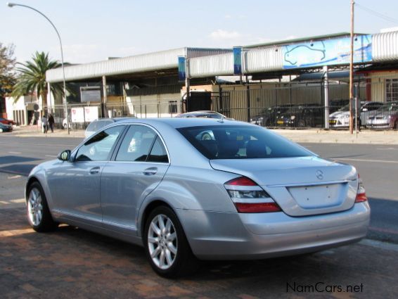 Mercedes-Benz S350 V6 in Namibia