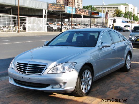 Mercedes-Benz S350 V6 in Namibia