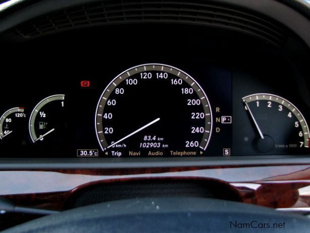 Mercedes-Benz S350 V6 in Namibia