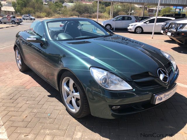 Mercedes-Benz SLK 350 in Namibia