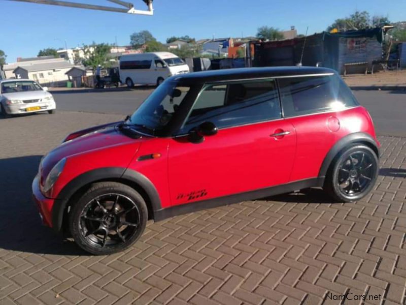 Mini Cooper in Namibia