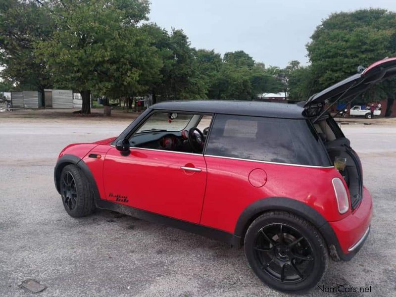 Mini Cooper in Namibia