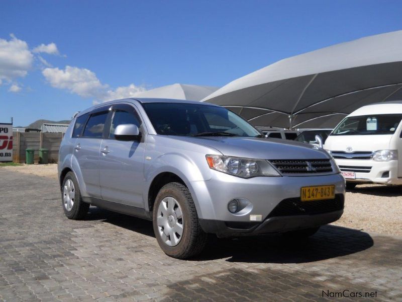 Mitsubishi OUTLANDER 2.4 GLS A/T in Namibia