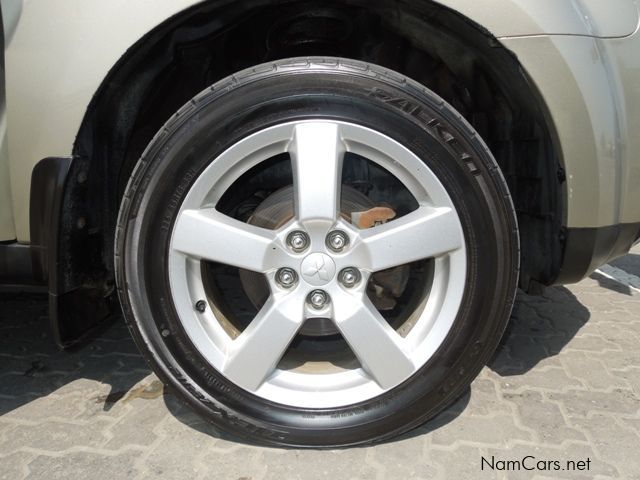 Mitsubishi Outlander 2.4i 5Dr SUV A/T 4X4 in Namibia