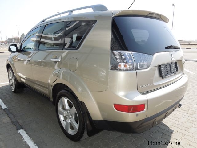 Mitsubishi Outlander 2.4i 5Dr SUV A/T 4X4 in Namibia