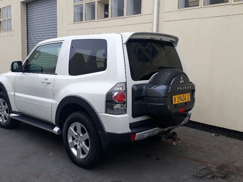 Mitsubishi PAJERO 3.8 V6 in Namibia