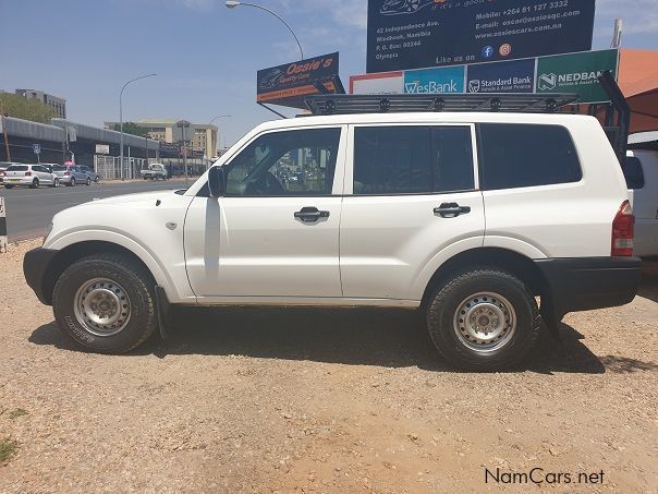 Mitsubishi Pajero 3.0 GLX DIG in Namibia