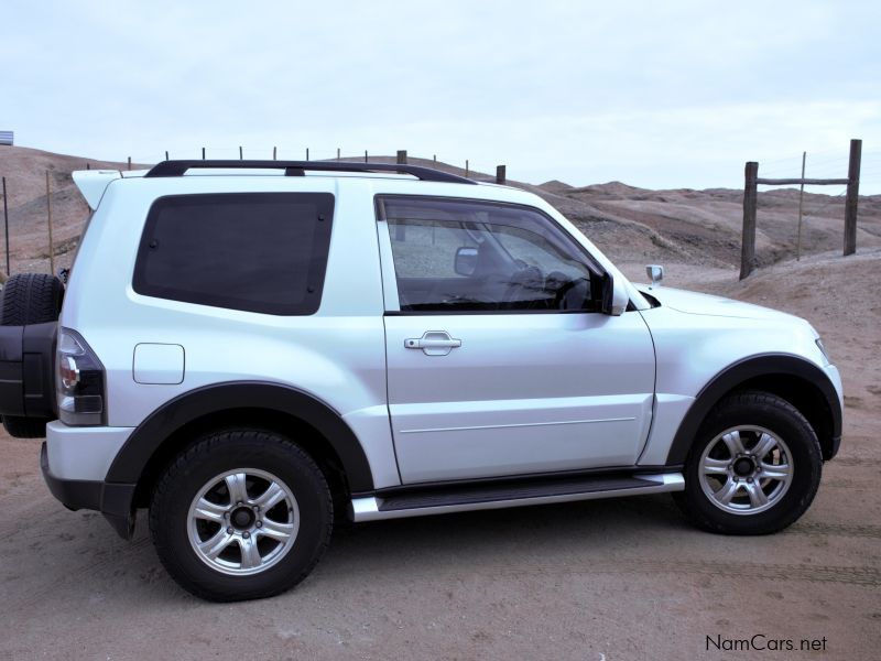 Mitsubishi Pajero 3.8L V8 in Namibia