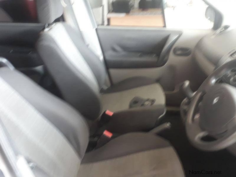 Renault Scenic Ii Authentique 1.6 in Namibia