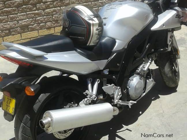 Suzuki SV 1000S in Namibia