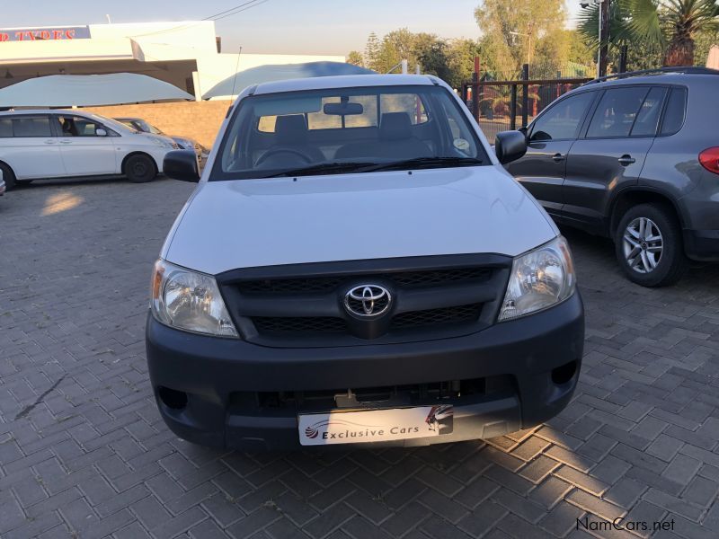 Toyota Hilux 2.0 VVTI in Namibia