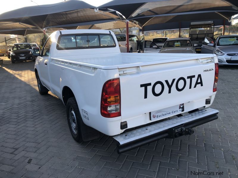 Toyota Hilux 2.0 VVTI in Namibia