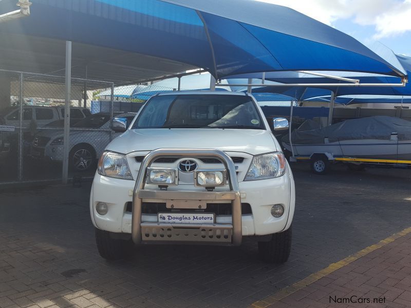 Toyota Hilux 4.0 V6 D/cab 4x4 in Namibia