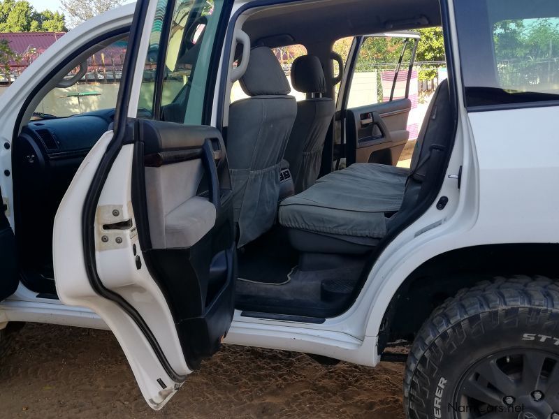 Toyota Land Cruiser 200 series V8 4.7 in Namibia