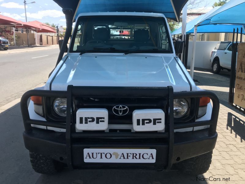 Toyota Landcruiser 4.2 S/C 4x4 in Namibia